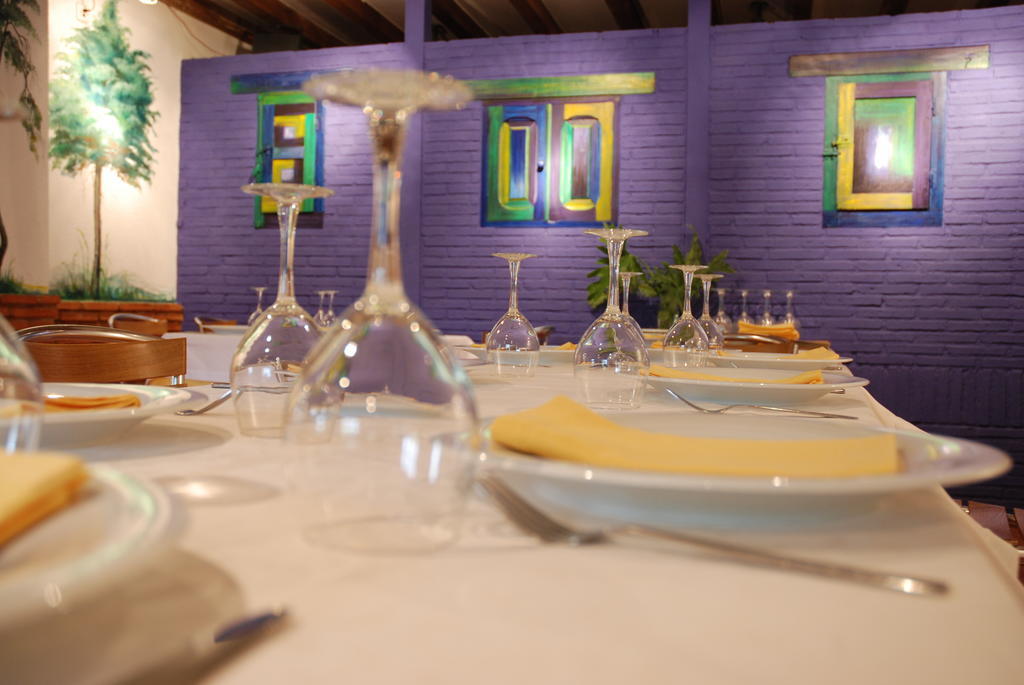 Hostal El Cardenillo Madrigal de la Vera Eksteriør billede